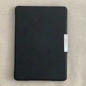 MOKO - Kindle Case - Black - OS 6 3/4” x 4 3/4” - GUC